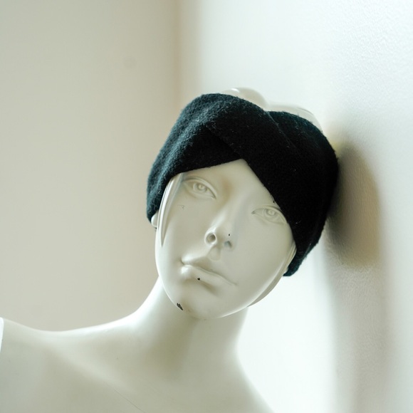 Wilfred Twist Head Band Black - O/S - Picture 6 of 7